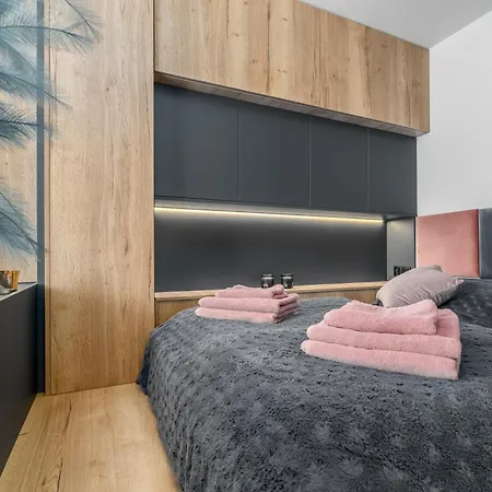 Apartament Flaming Hanza Tower Щецин Екстер'єр фото